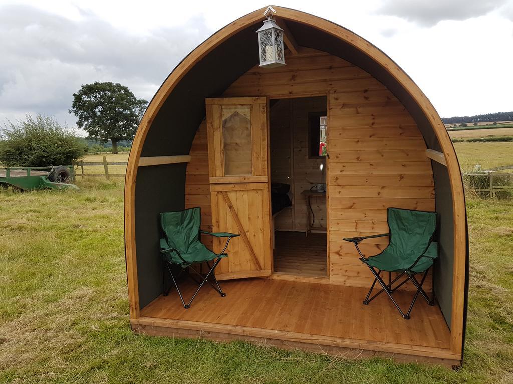 Suitehuts @ Silverstone Bagian luar foto
