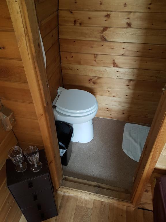 Suitehuts @ Silverstone Bagian luar foto